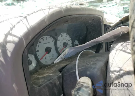 2002 Ford Escape Xls из США, поврежденный, VIN 1FMYU01162KB00170